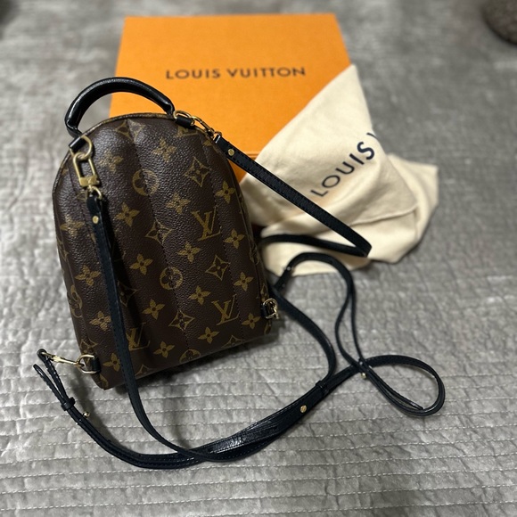 Palm Springs Mini backpack 🌸 - Picture 2 of 2